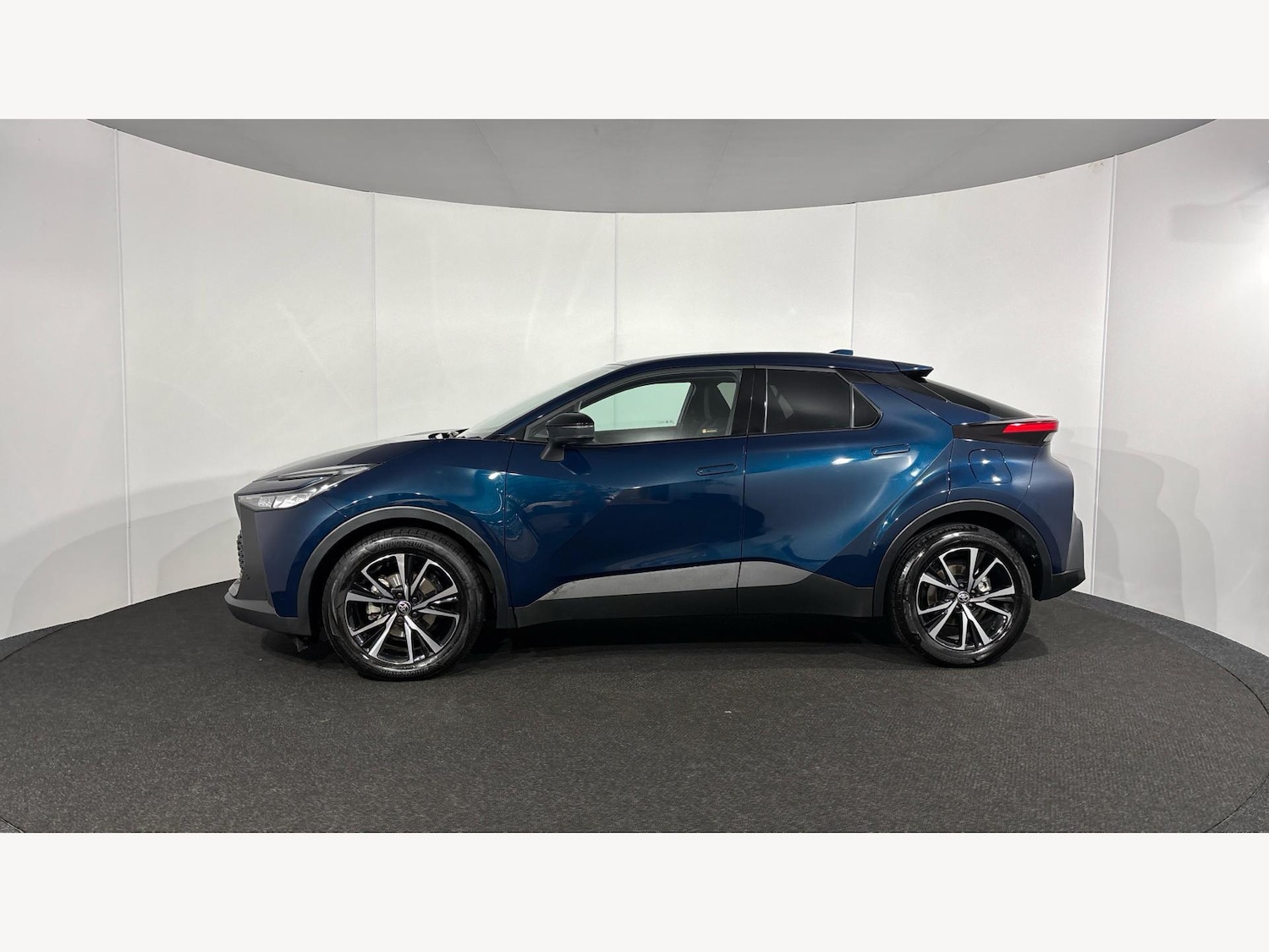 Used Toyota C-HR 2025 for sale - 76388286: Photo 19