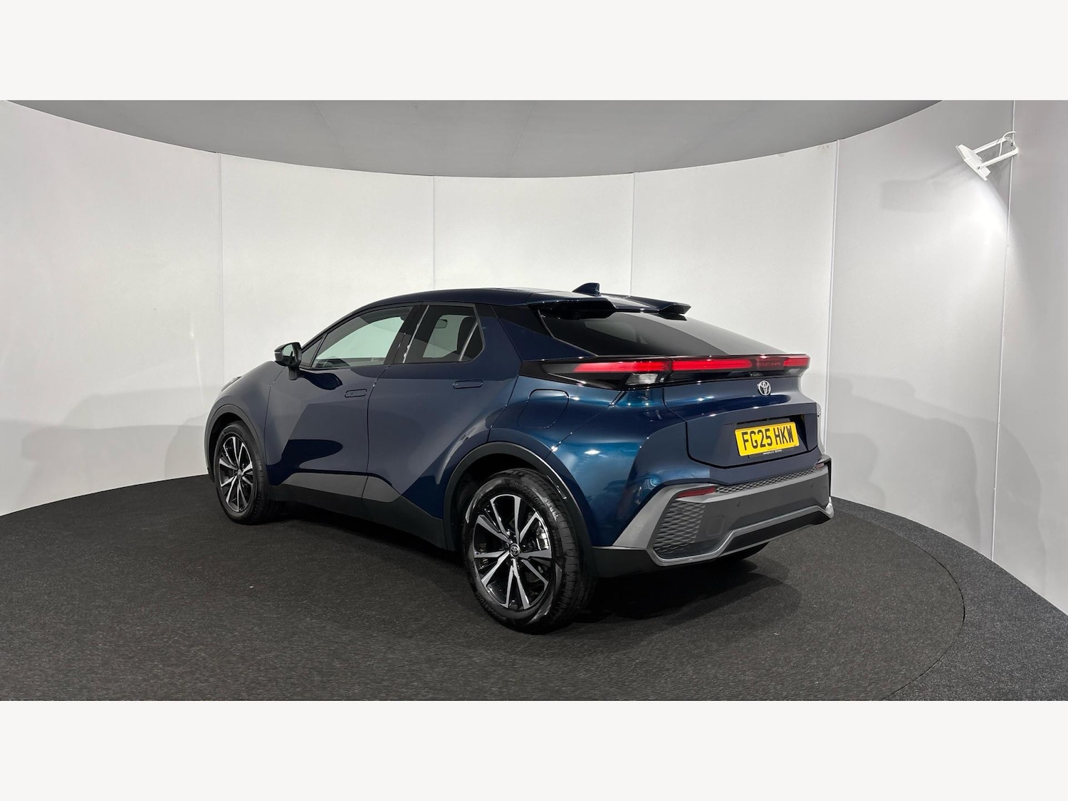 Used Toyota C-HR 2025 for sale - 76388286: Photo 6