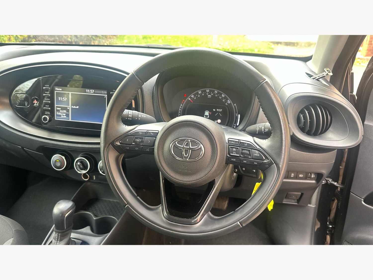 Used Toyota Aygo X 2022 for sale - 76398239: Photo 8