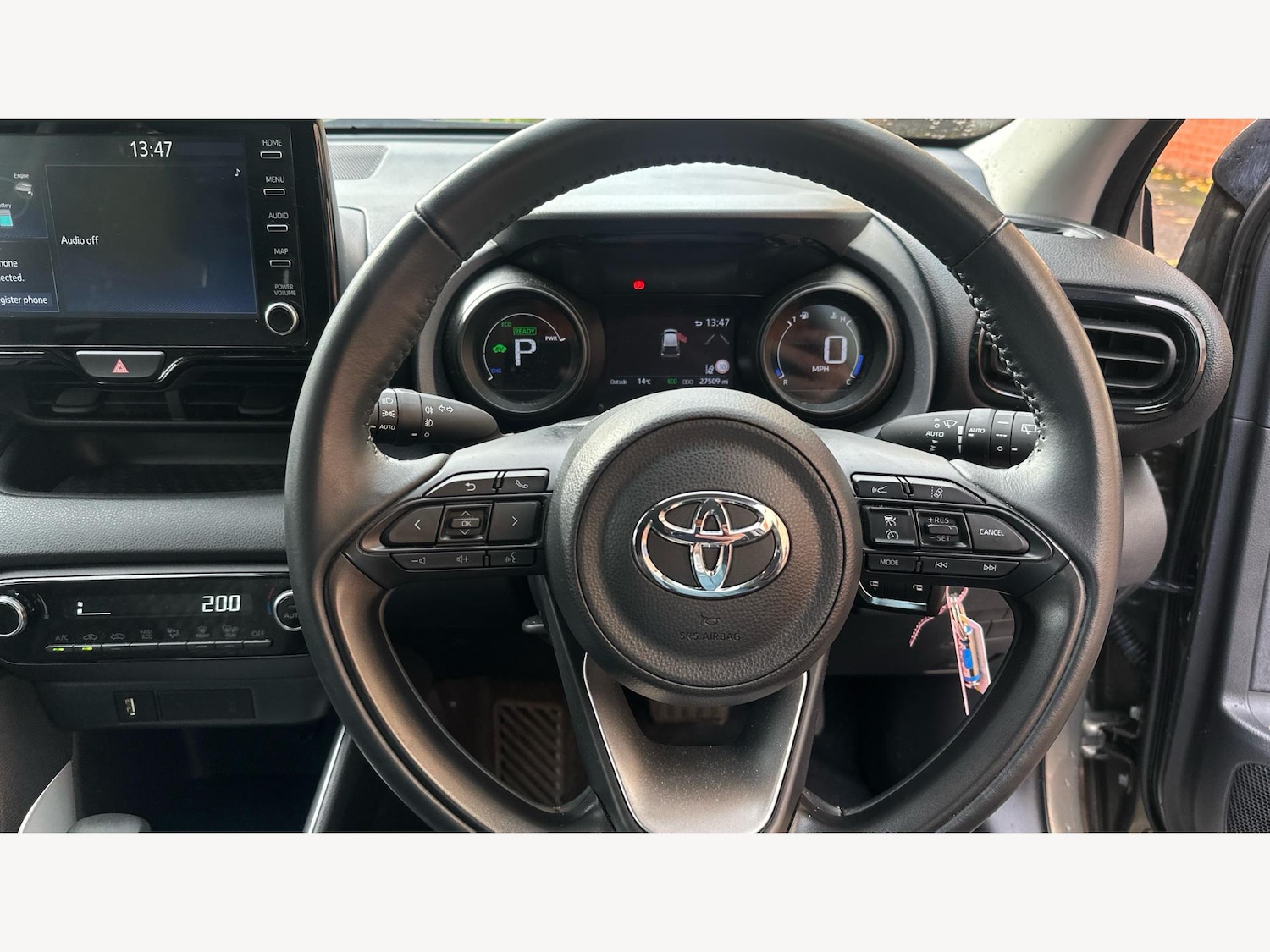 Used Toyota Yaris 2022 for sale - 76388058: Photo 10