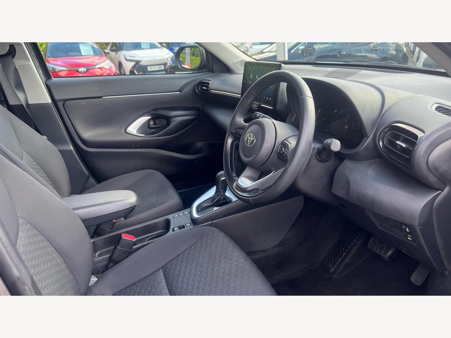 Used Toyota Yaris Cross 2025 for sale - 76136833: Photo 13