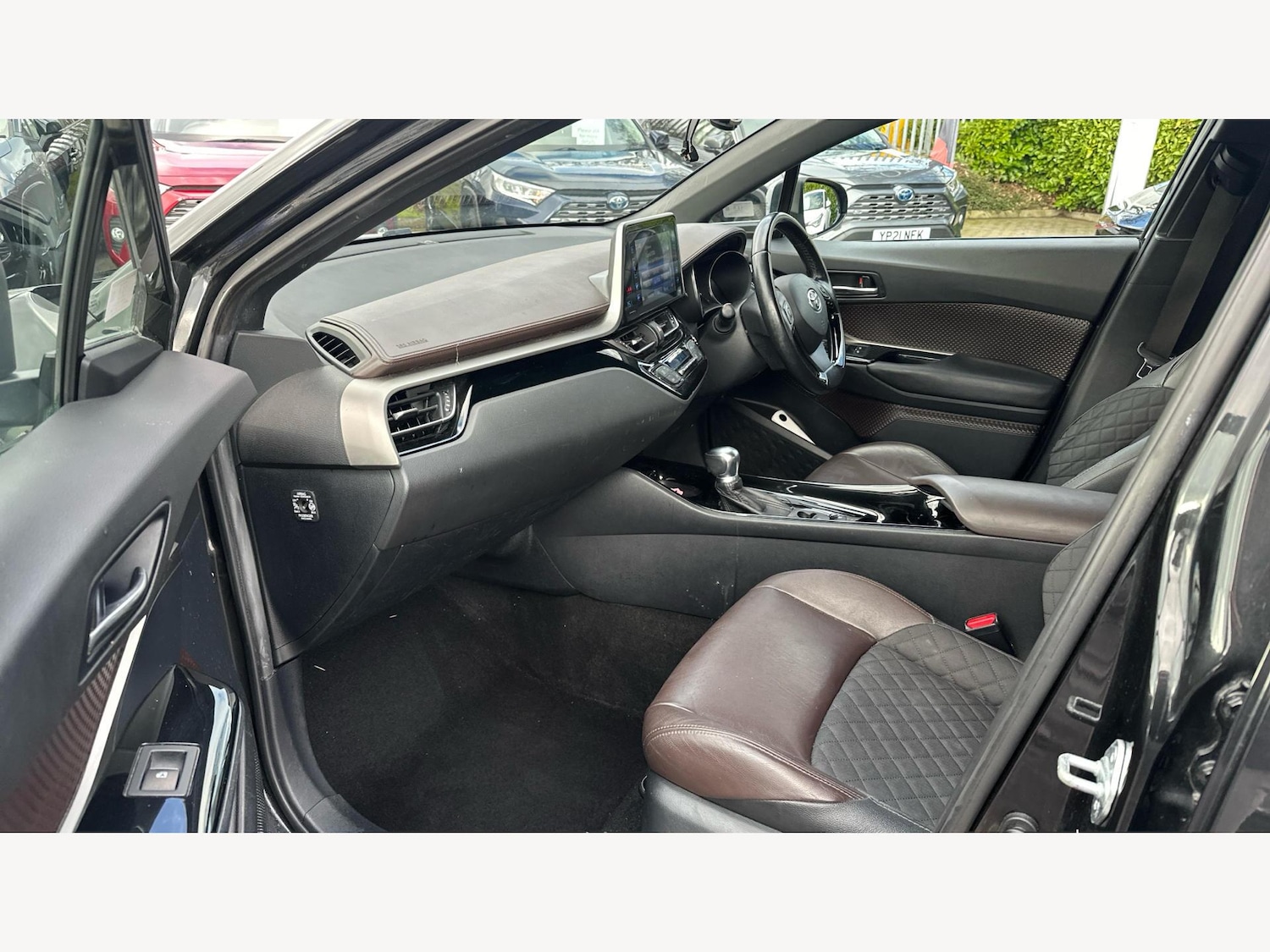 Used Toyota C-HR for sale - 77634011: Photo 12