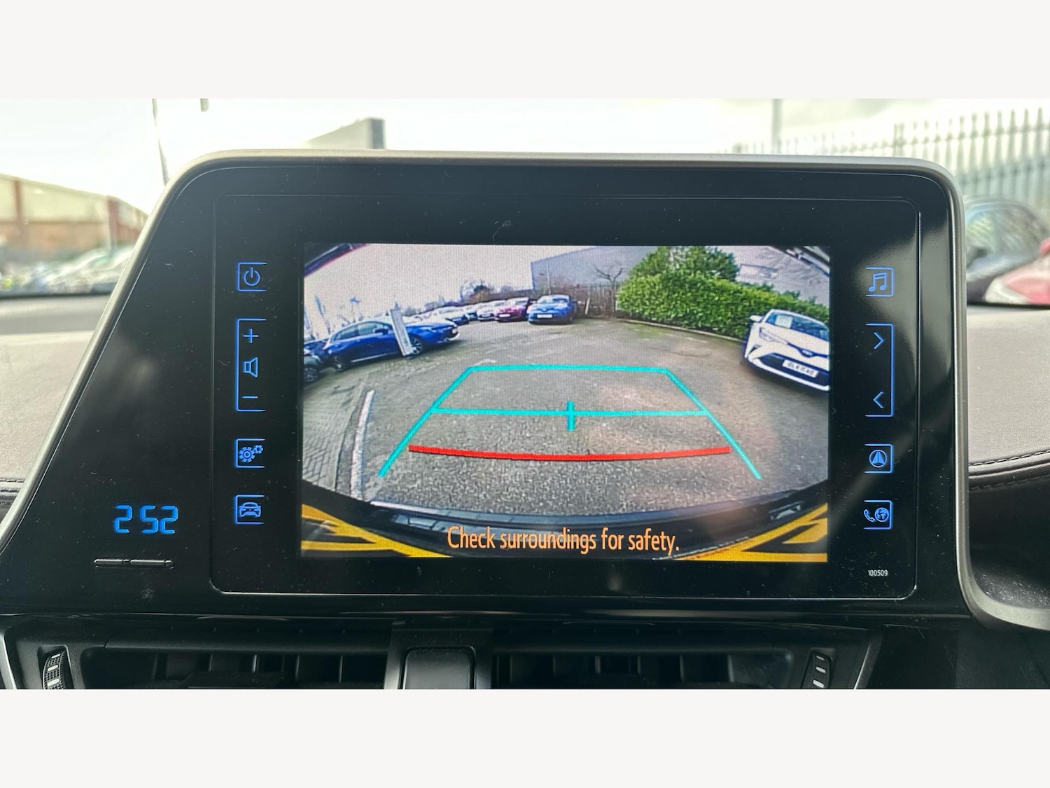 Used Toyota C-HR for sale - 77634011: Photo 22