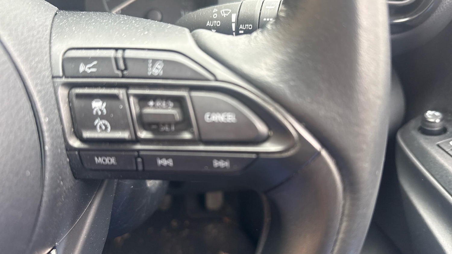 Used Toyota Yaris 2022 for sale - 77794228: Photo 33