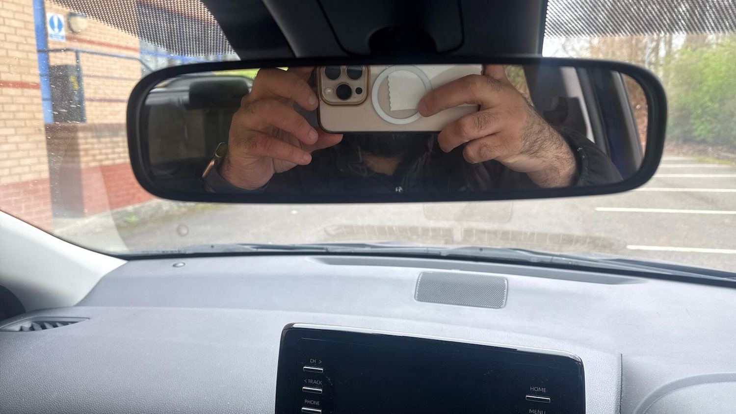 Used Toyota Yaris 2022 for sale - 77794228: Photo 39