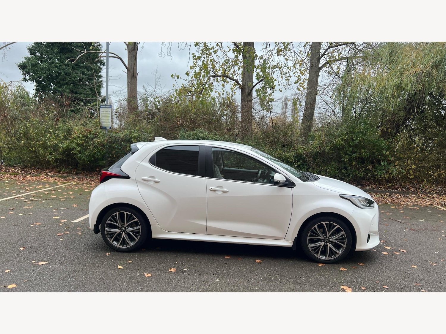 Used Toyota Yaris 2022 for sale - 76759638: Photo 18