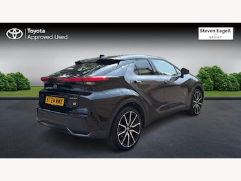 Used Toyota C-HR 2024 for sale - 75614401: Photo