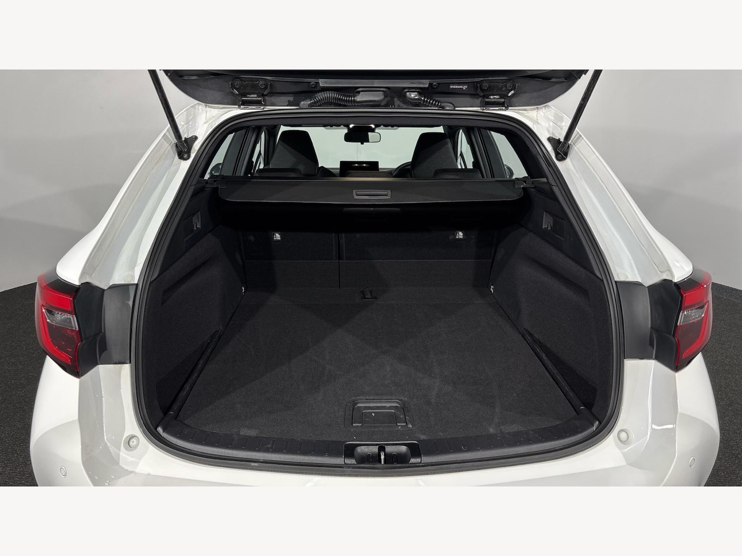 Used Toyota Corolla 2024 for sale - 76591968: Photo 16