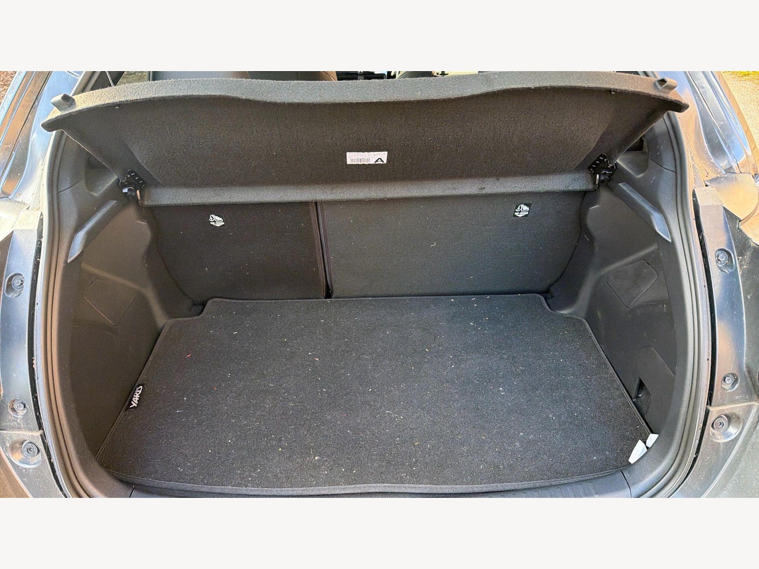 Used Toyota Yaris 2024 for sale - 77838994: Photo 16