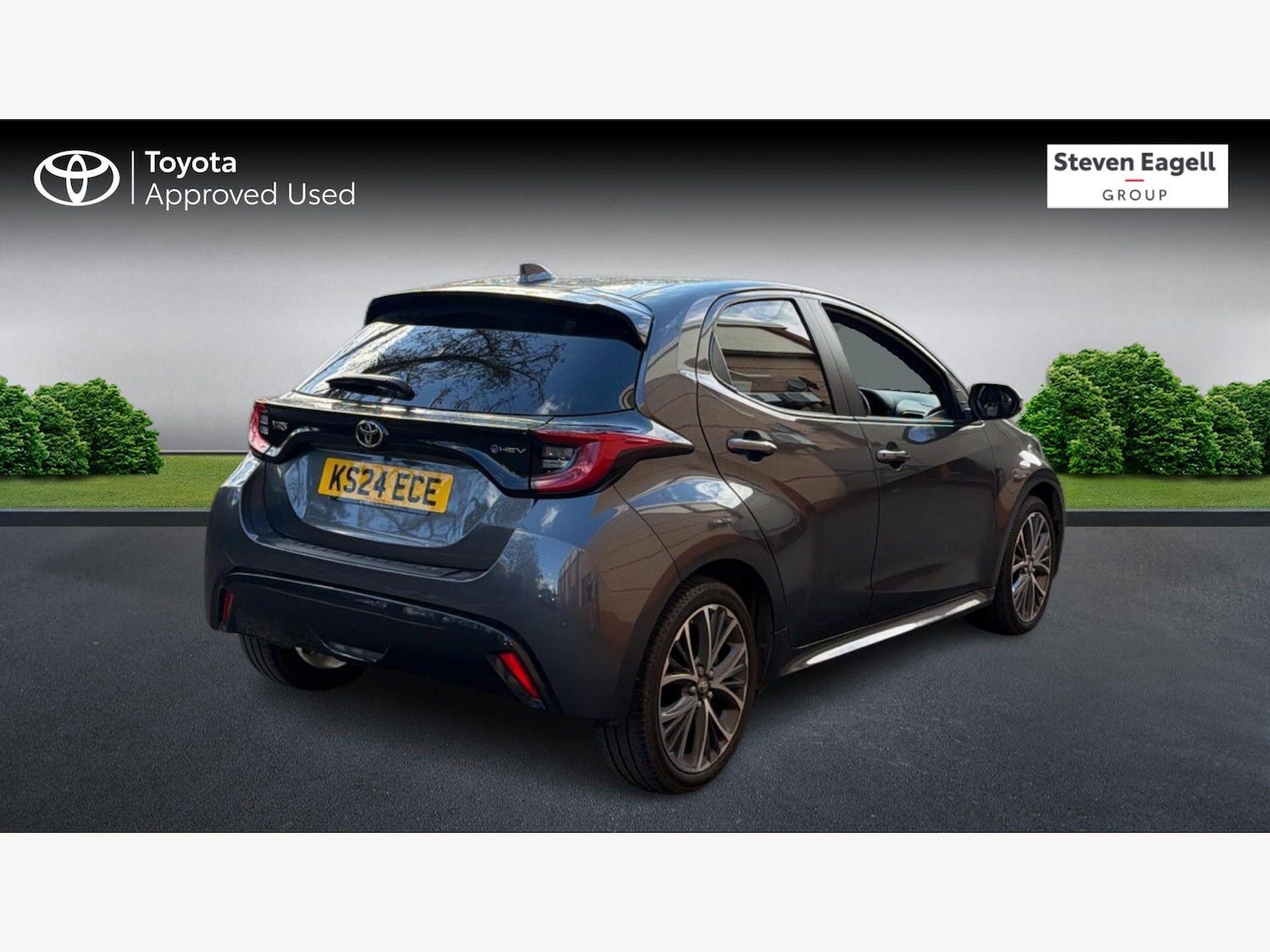 Used Toyota Yaris 2024 for sale - 77838994: Photo 2