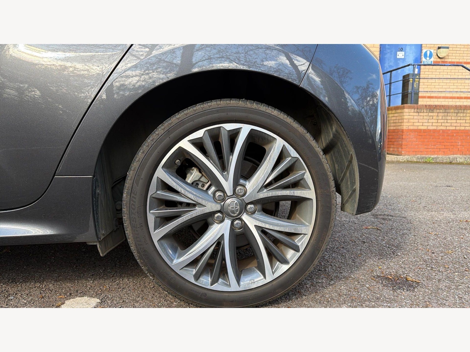 Used Toyota Yaris 2024 for sale - 77838994: Photo 20