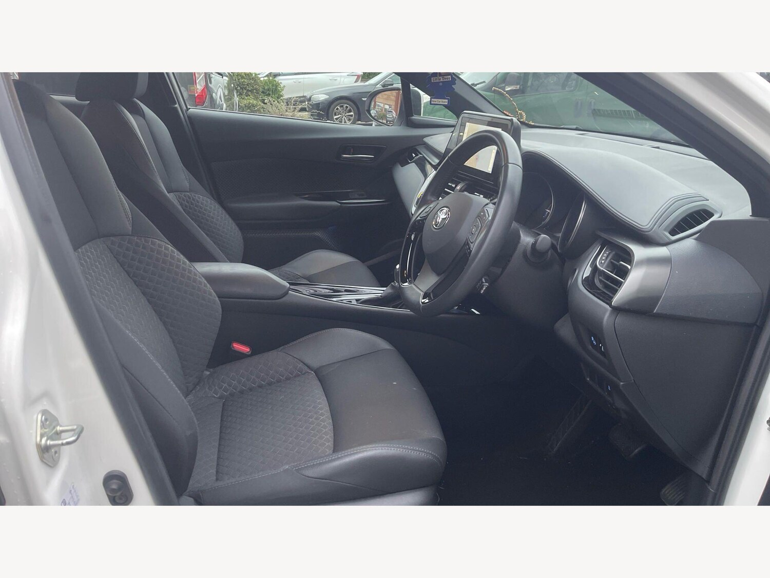 Used Toyota C-HR for sale - 77883337: Photo 13