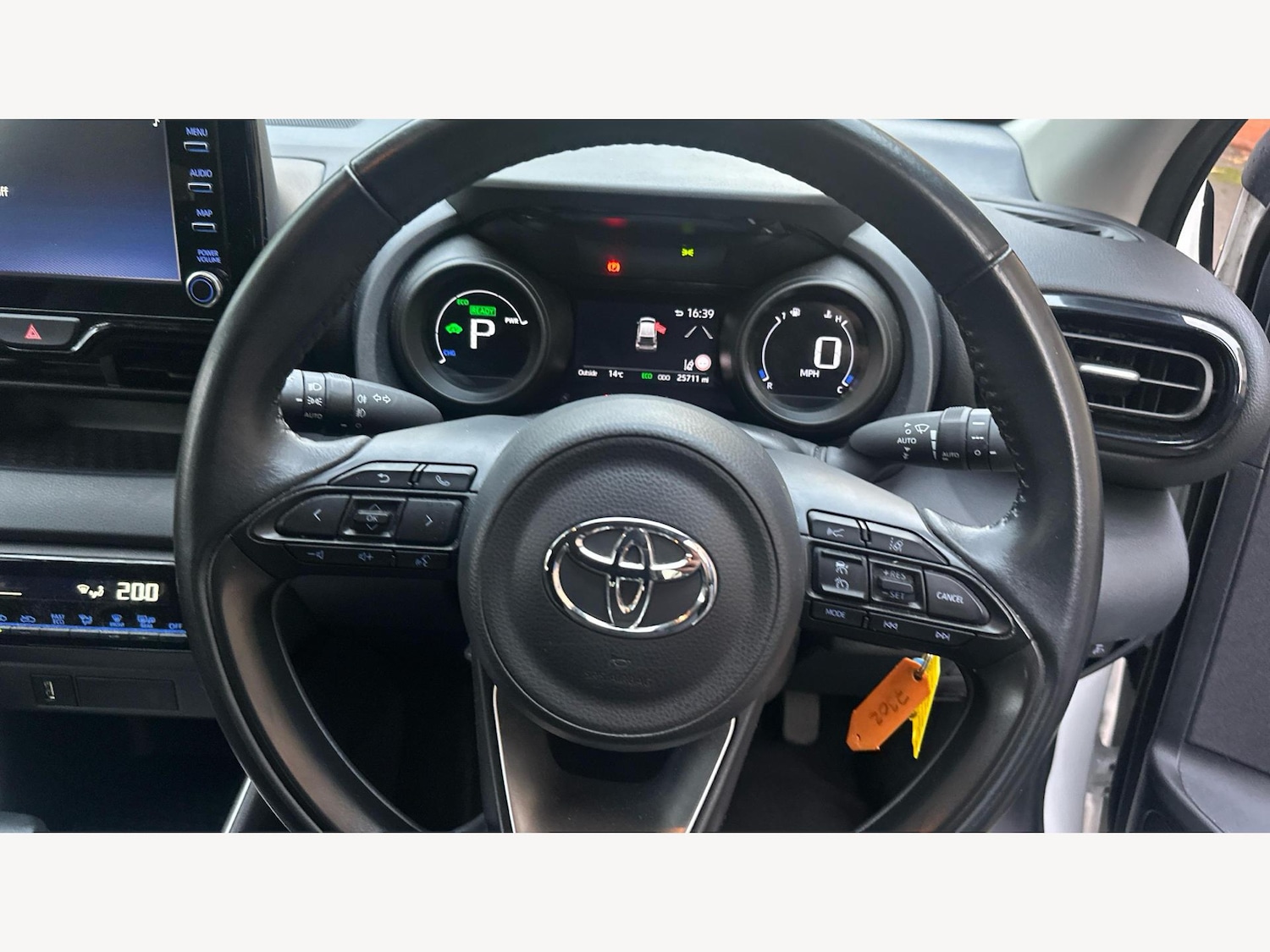 Used Toyota Yaris 2022 for sale - 76389032: Photo 10