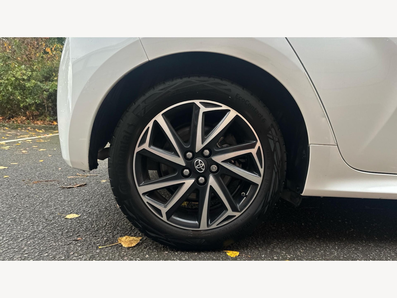 Used Toyota Yaris 2022 for sale - 76389032: Photo 20