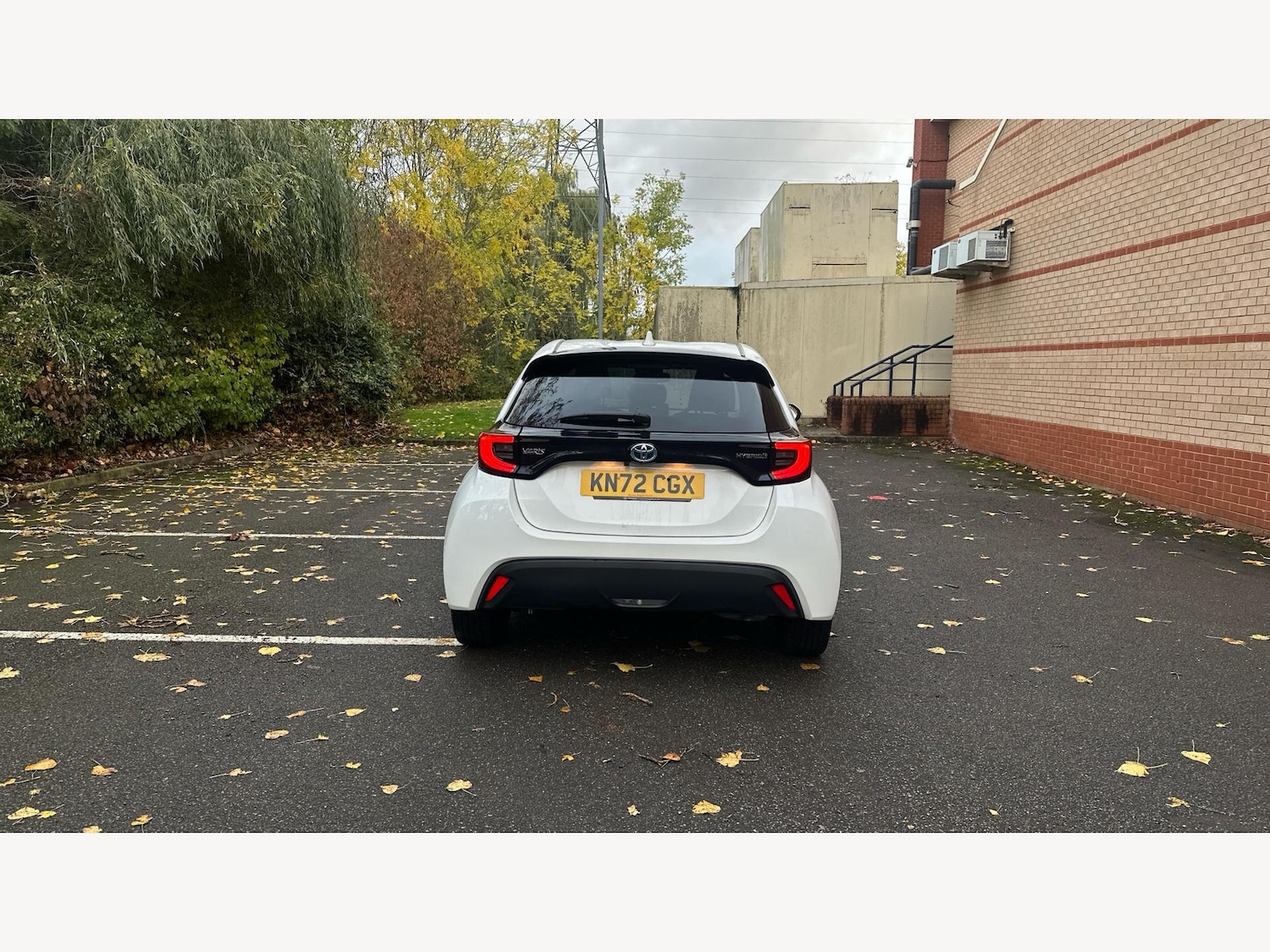 Used Toyota Yaris 2022 for sale - 76389032: Photo 21