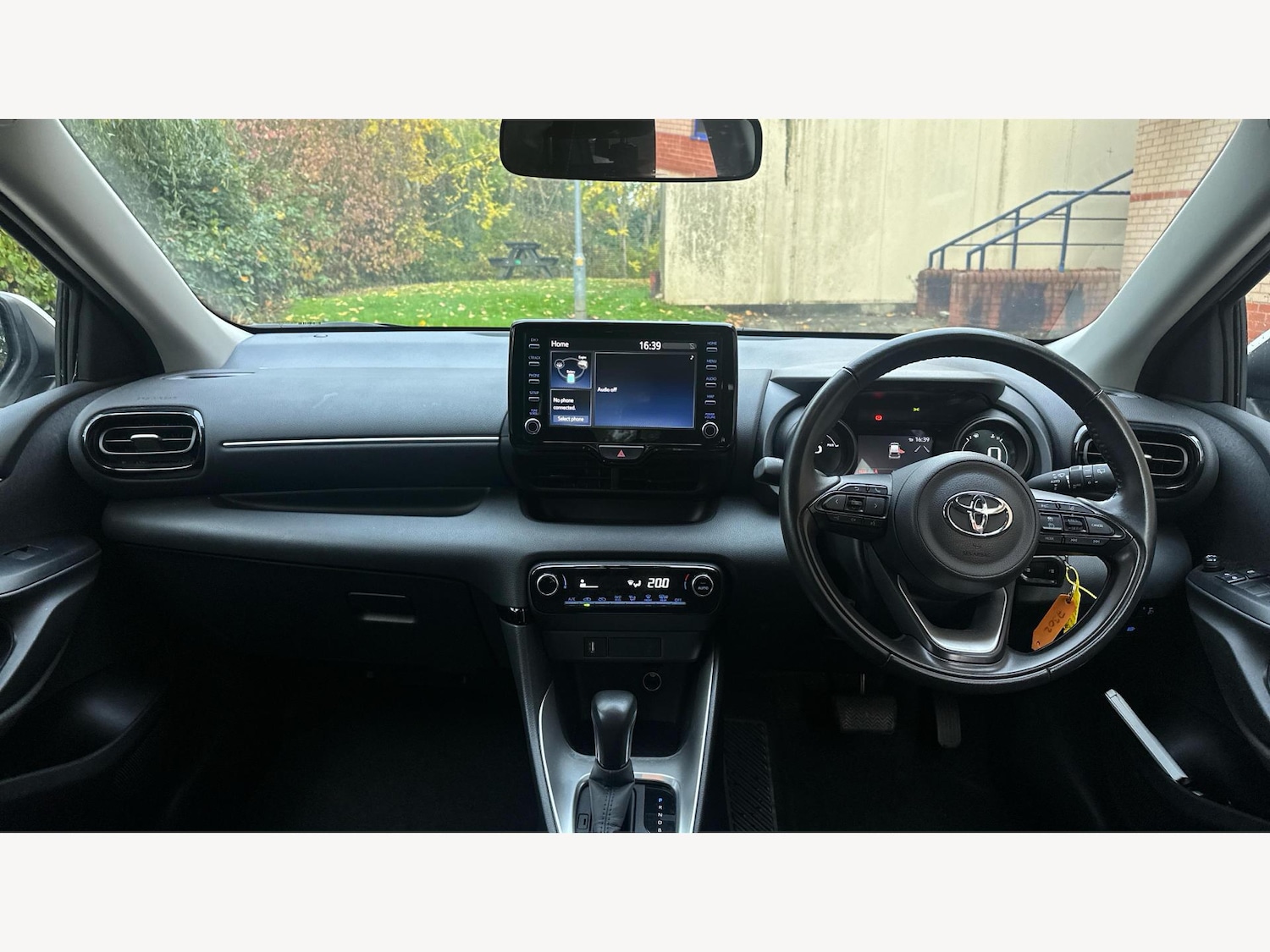 Used Toyota Yaris 2022 for sale - 76389032: Photo 7