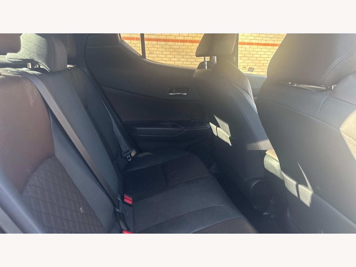 Used Toyota C-HR for sale - 77958241: Photo 14