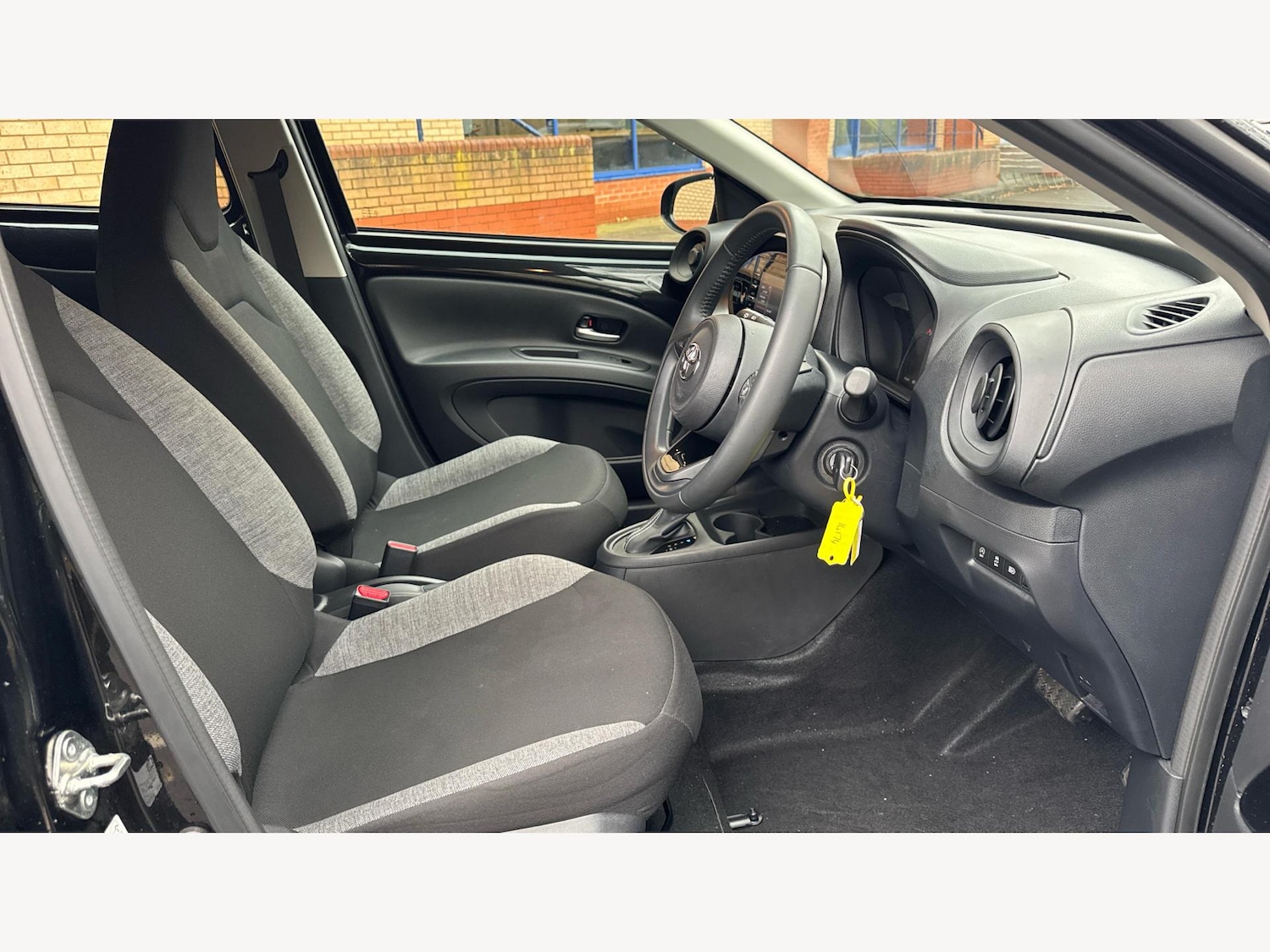 Used Toyota Aygo X 2023 for sale - 76742723: Photo 13