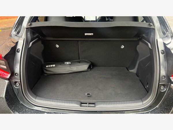 Used Toyota Yaris 2024 for sale - 76189454: Photo 16