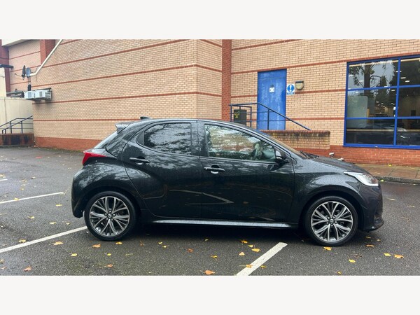 Used Toyota Yaris 2024 for sale - 76189454: Photo 18