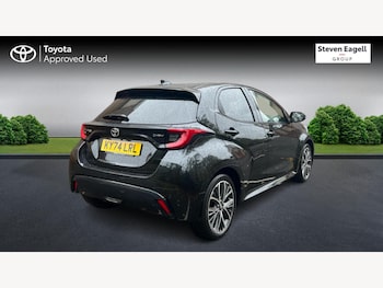 Used Toyota Yaris 2024 for sale - 76189454: Photo 2
