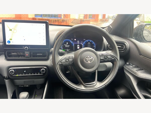 Used Toyota Yaris 2024 for sale - 76189454: Photo 8
