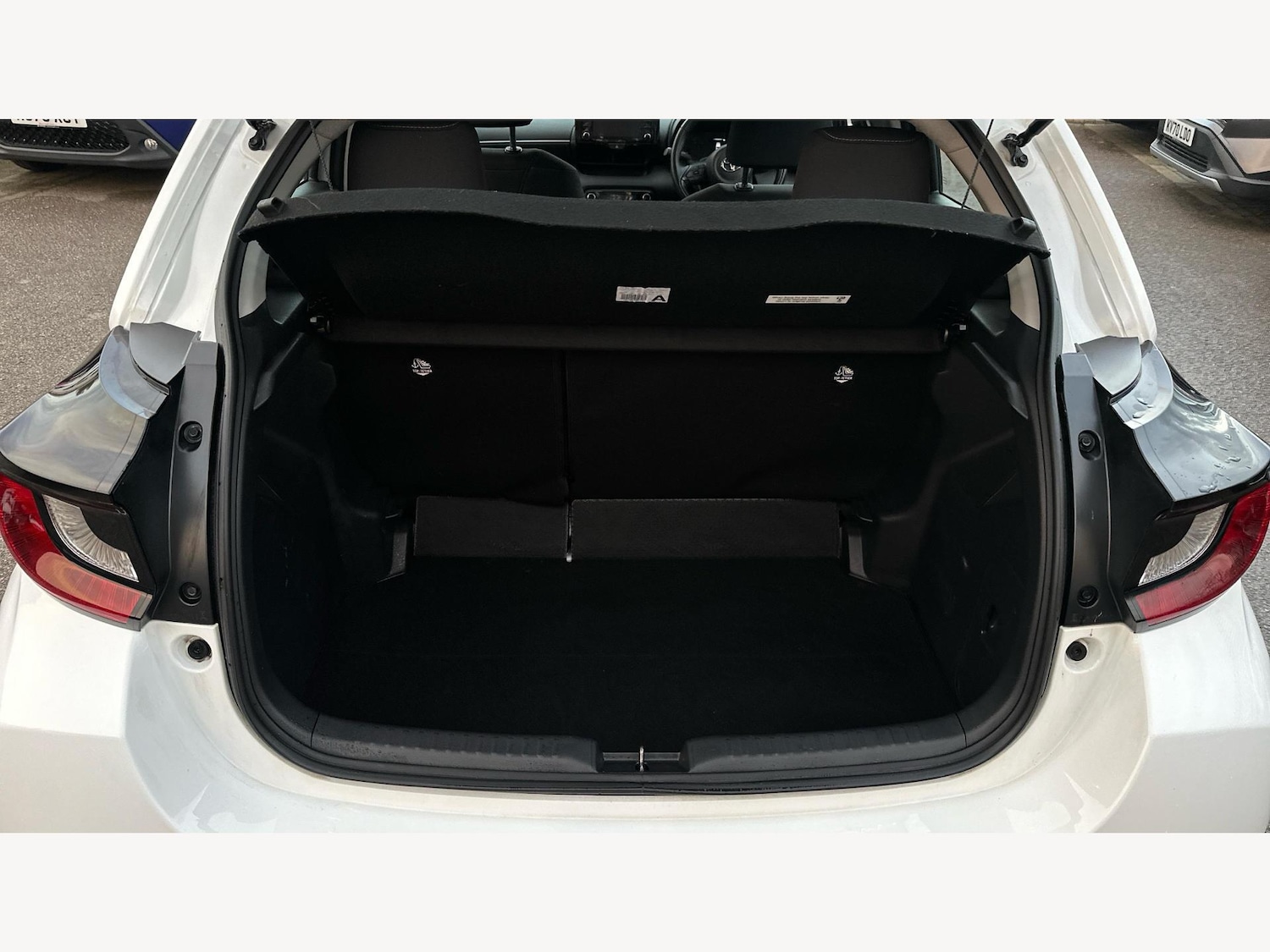 Used Toyota Yaris for sale - 76539020: Photo 16