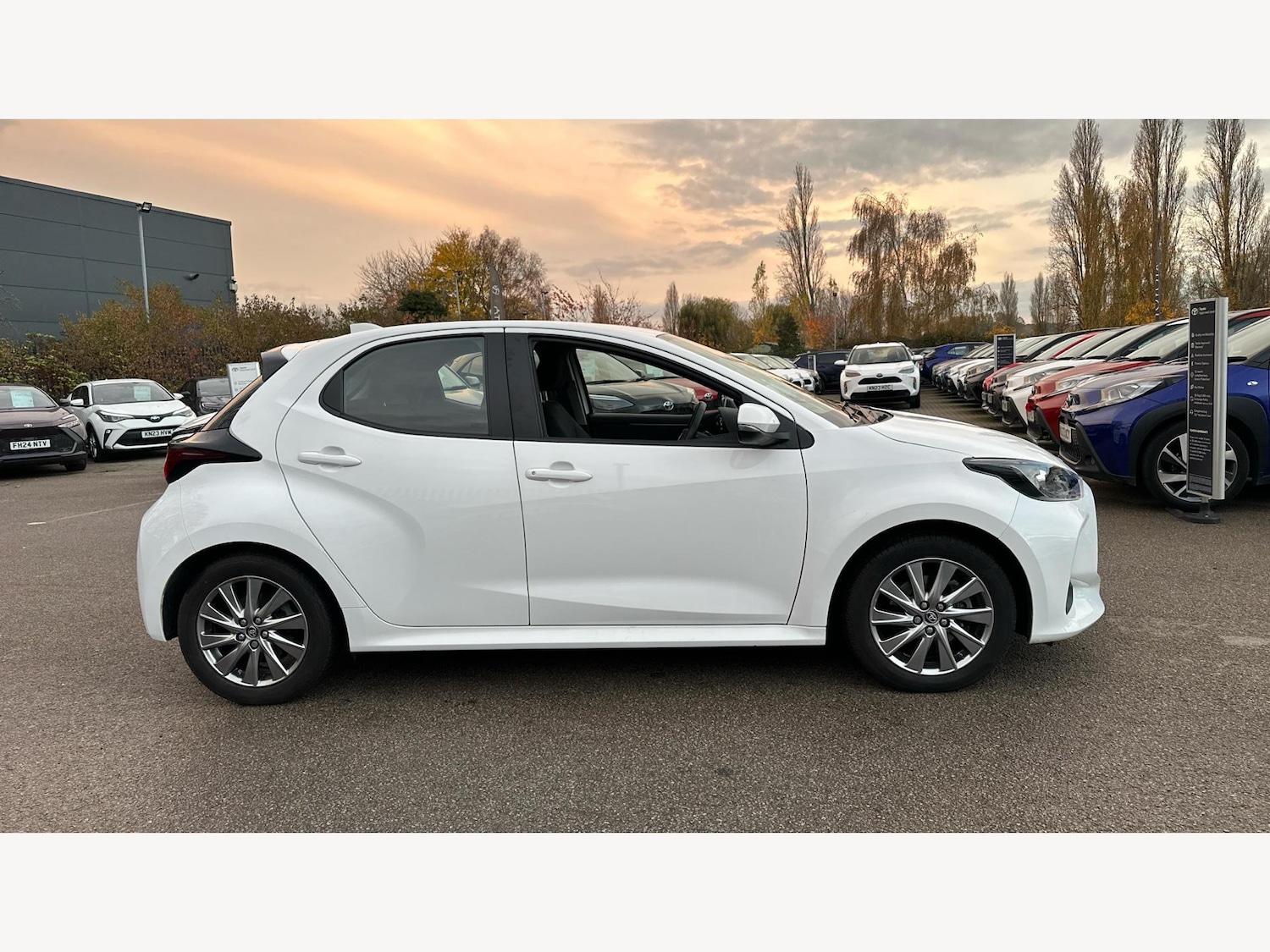 Used Toyota Yaris for sale - 76539020: Photo 18