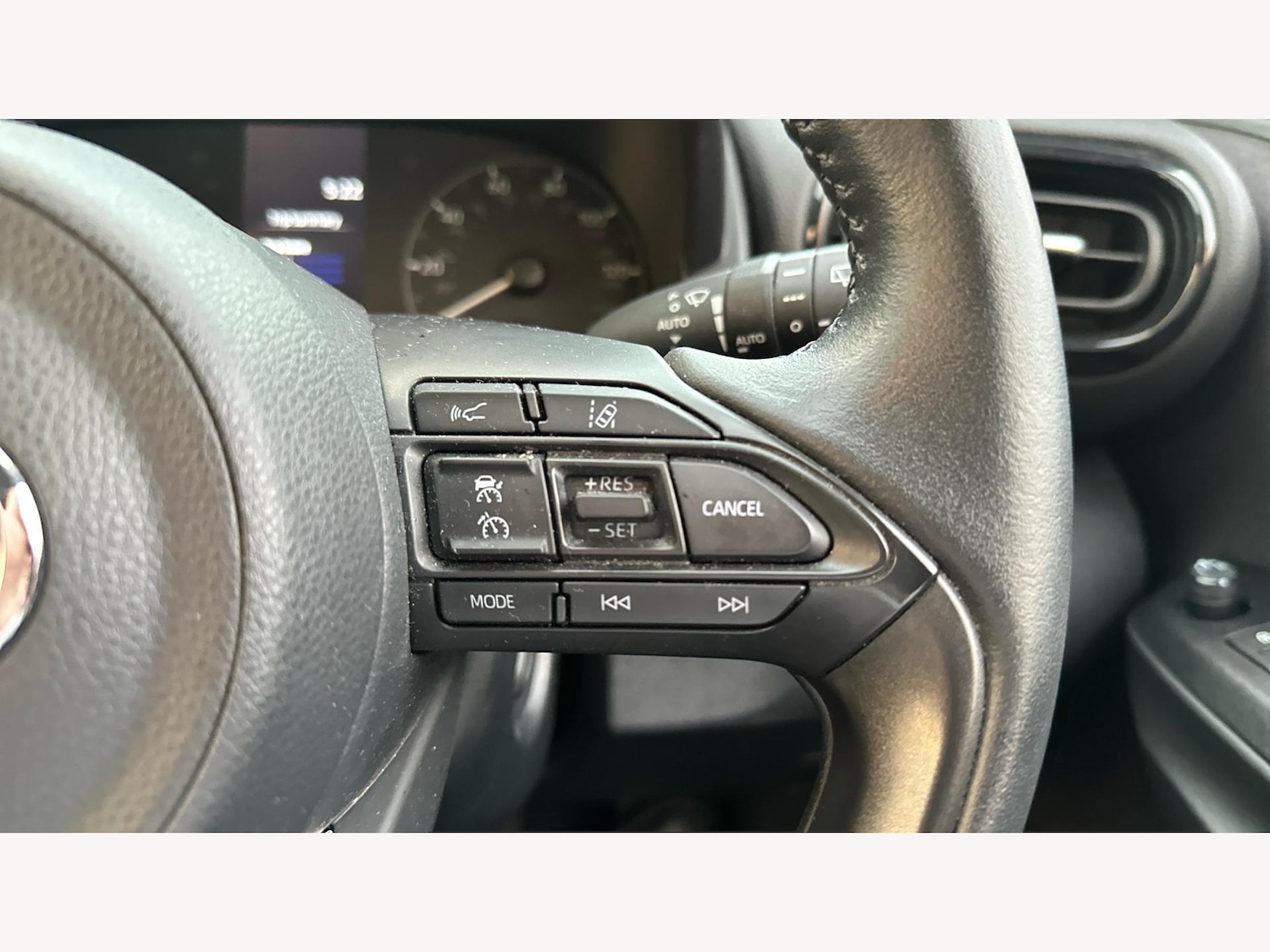 Used Toyota Yaris for sale - 76539020: Photo 22