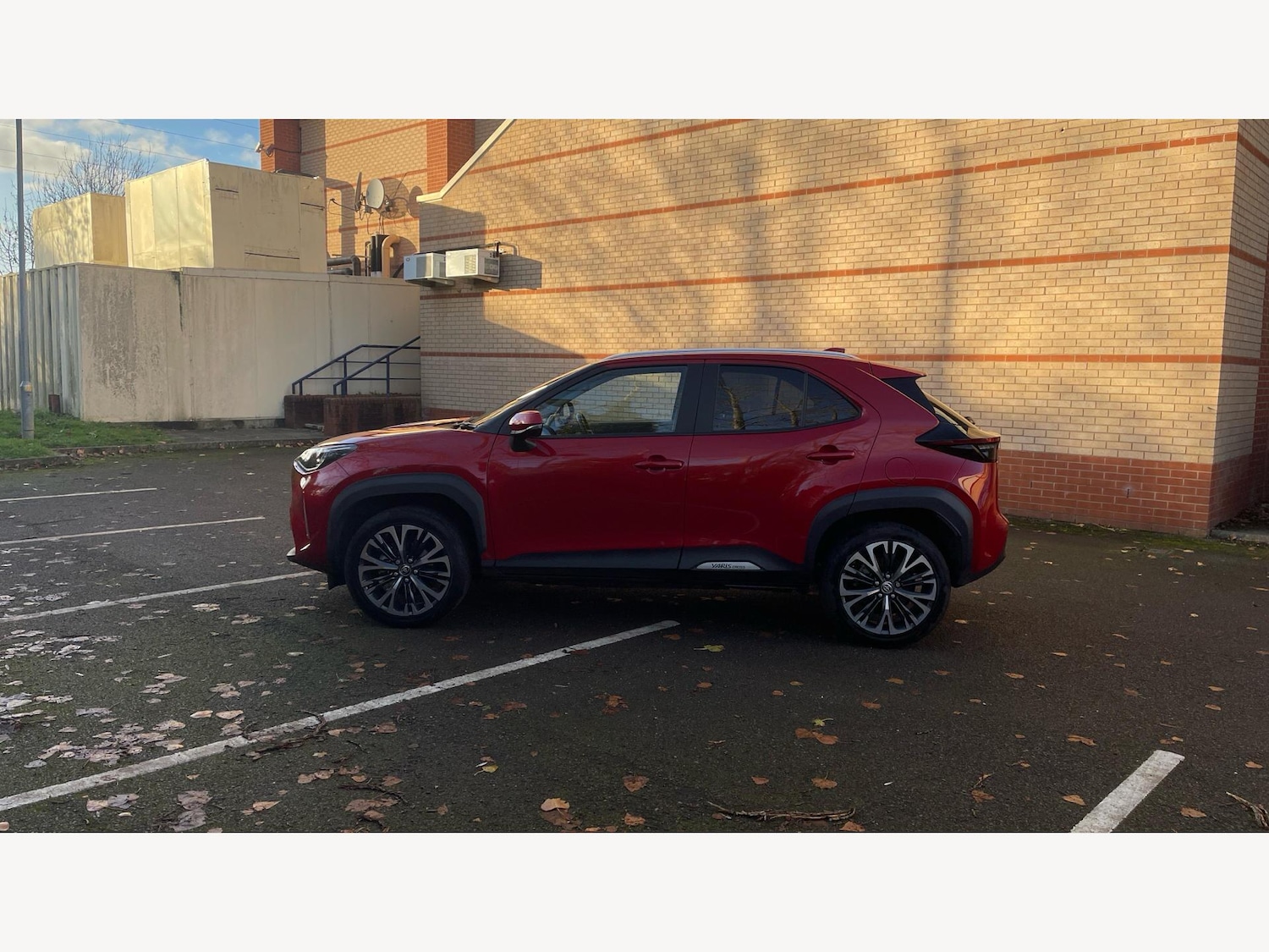 Used Toyota Yaris Cross 2022 for sale - 76715402: Photo 19