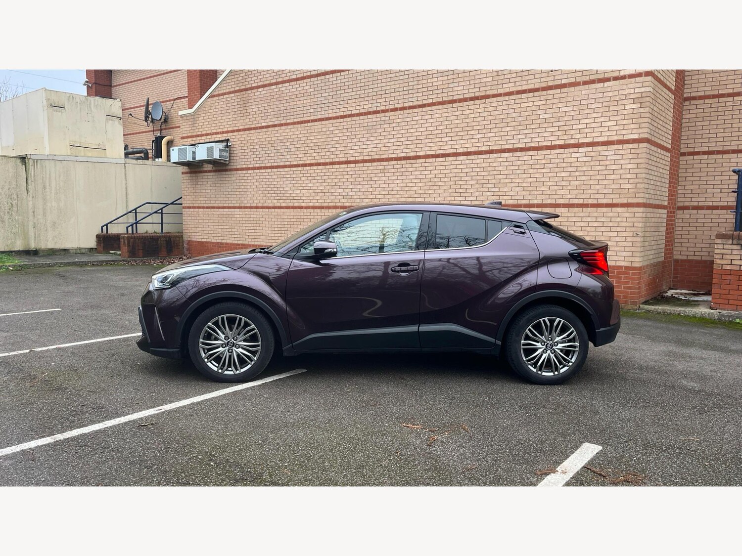 Used Toyota C-HR 2023 for sale - 77456158: Photo 19