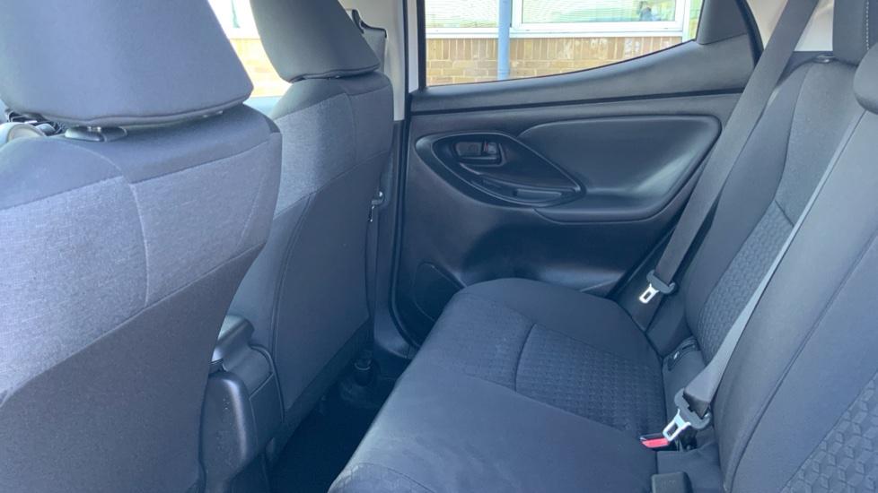 Used Toyota Yaris 2023 for sale - 77102003: Photo 15