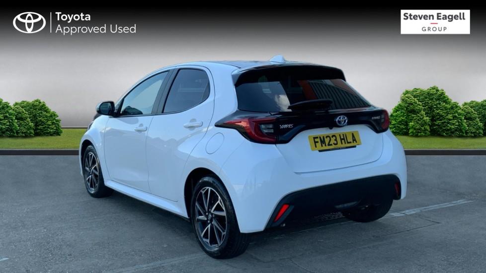 Used Toyota Yaris 2023 for sale - 77102003: Photo 4
