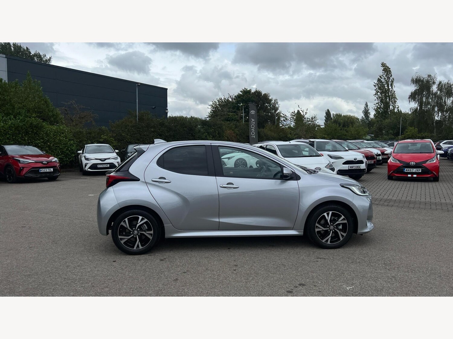 Used Toyota Yaris 2024 for sale - 75915804: Photo 18