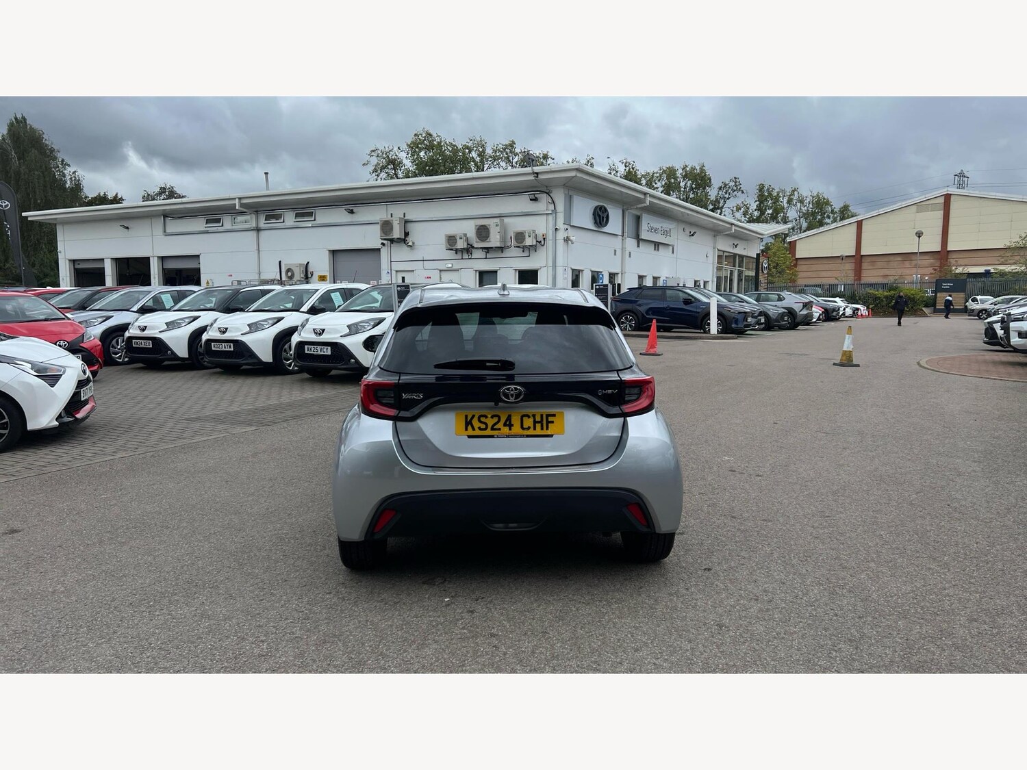 Used Toyota Yaris 2024 for sale - 75915804: Photo 21