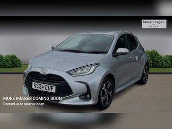 Used Toyota Yaris 2024 for sale - 75915804: Photo