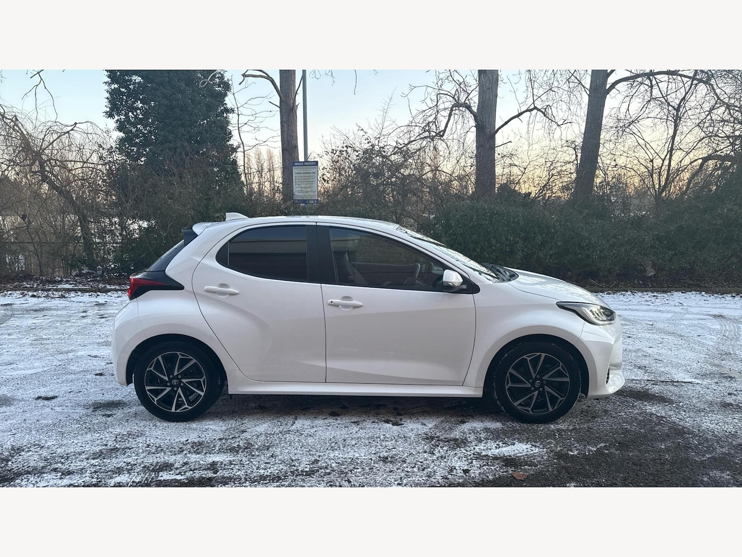 Used Toyota Yaris 2023 for sale - 77377669: Photo 18