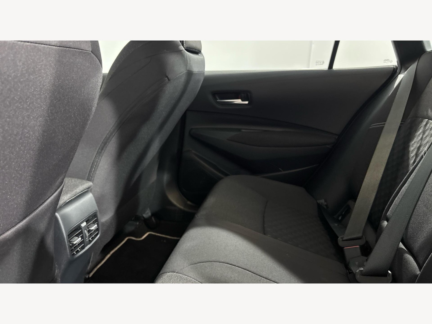 Used Toyota Corolla 2024 for sale - 76865781: Photo 15