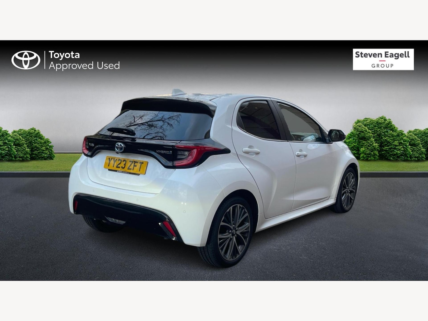 Used Toyota Yaris 2023 for sale - 76918615: Photo 2