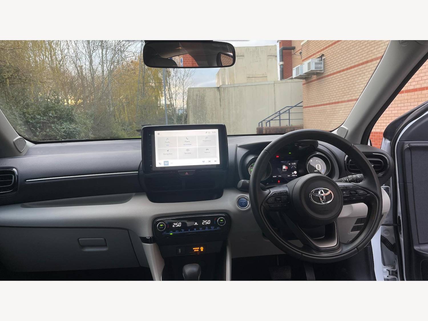 Used Toyota Yaris 2023 for sale - 76918615: Photo 7