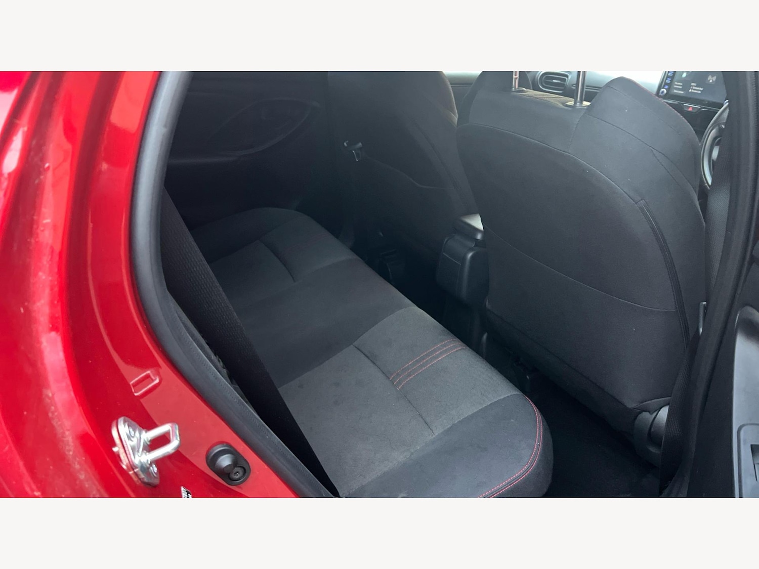 Used Toyota Yaris 2023 for sale - 76388368: Photo 15