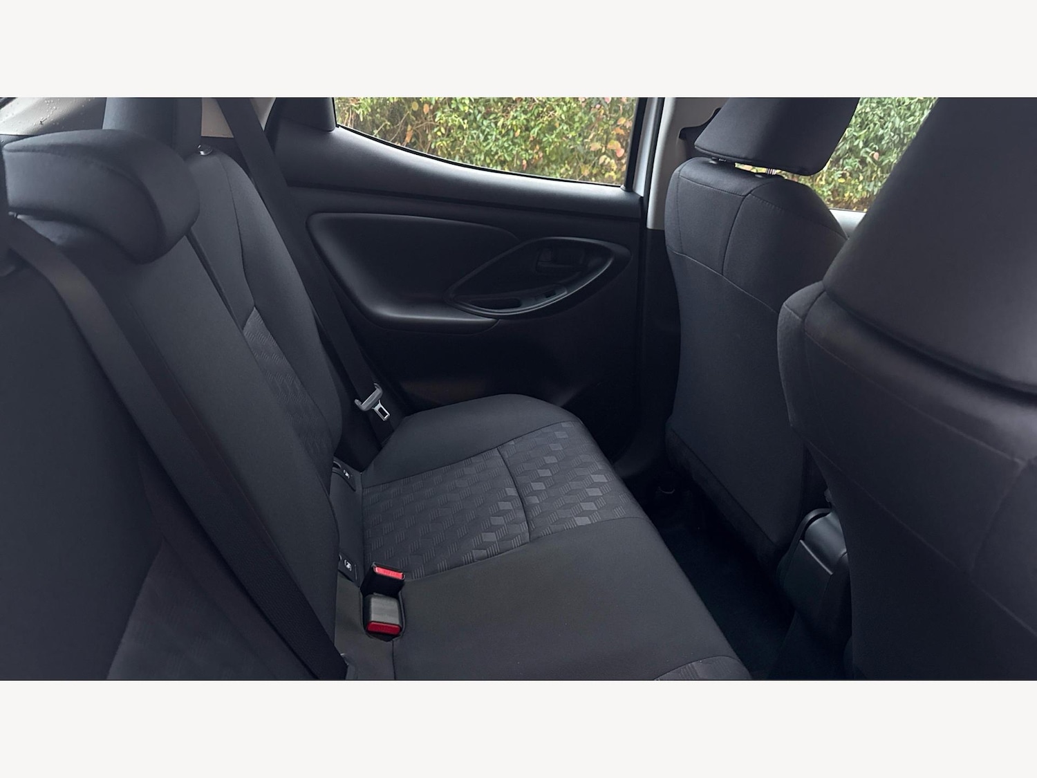 Used Toyota Yaris for sale - 77267110: Photo 15