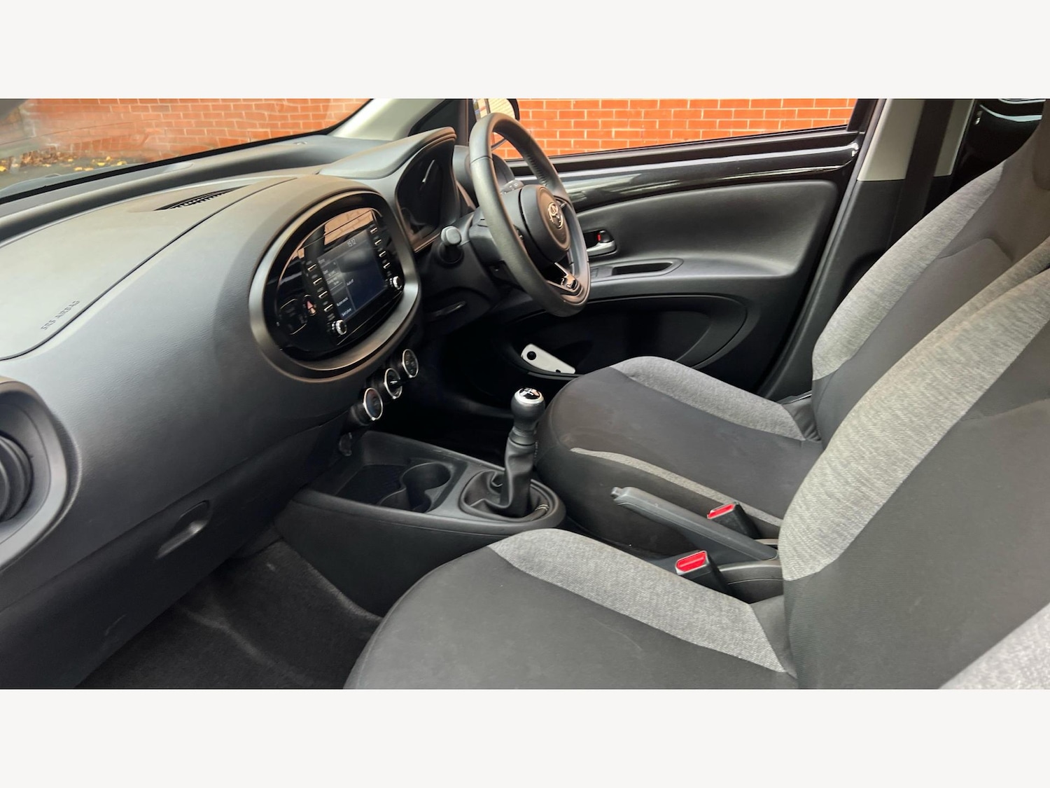 Used Toyota Aygo X 2023 for sale - 76398797: Photo 12
