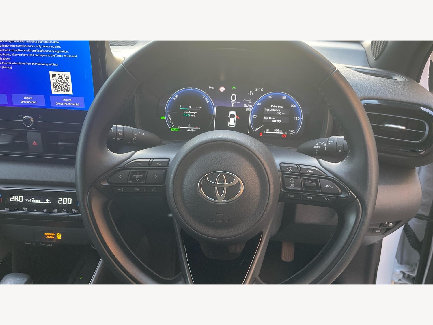 Used Toyota Yaris 2025 for sale - 76700604: Photo 10