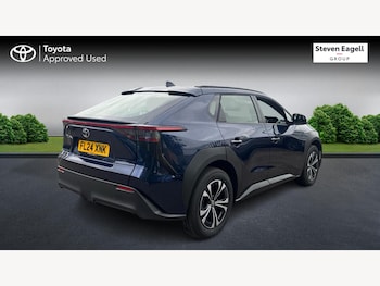 Used Toyota Other 2024 for sale - 76152440: Photo 2