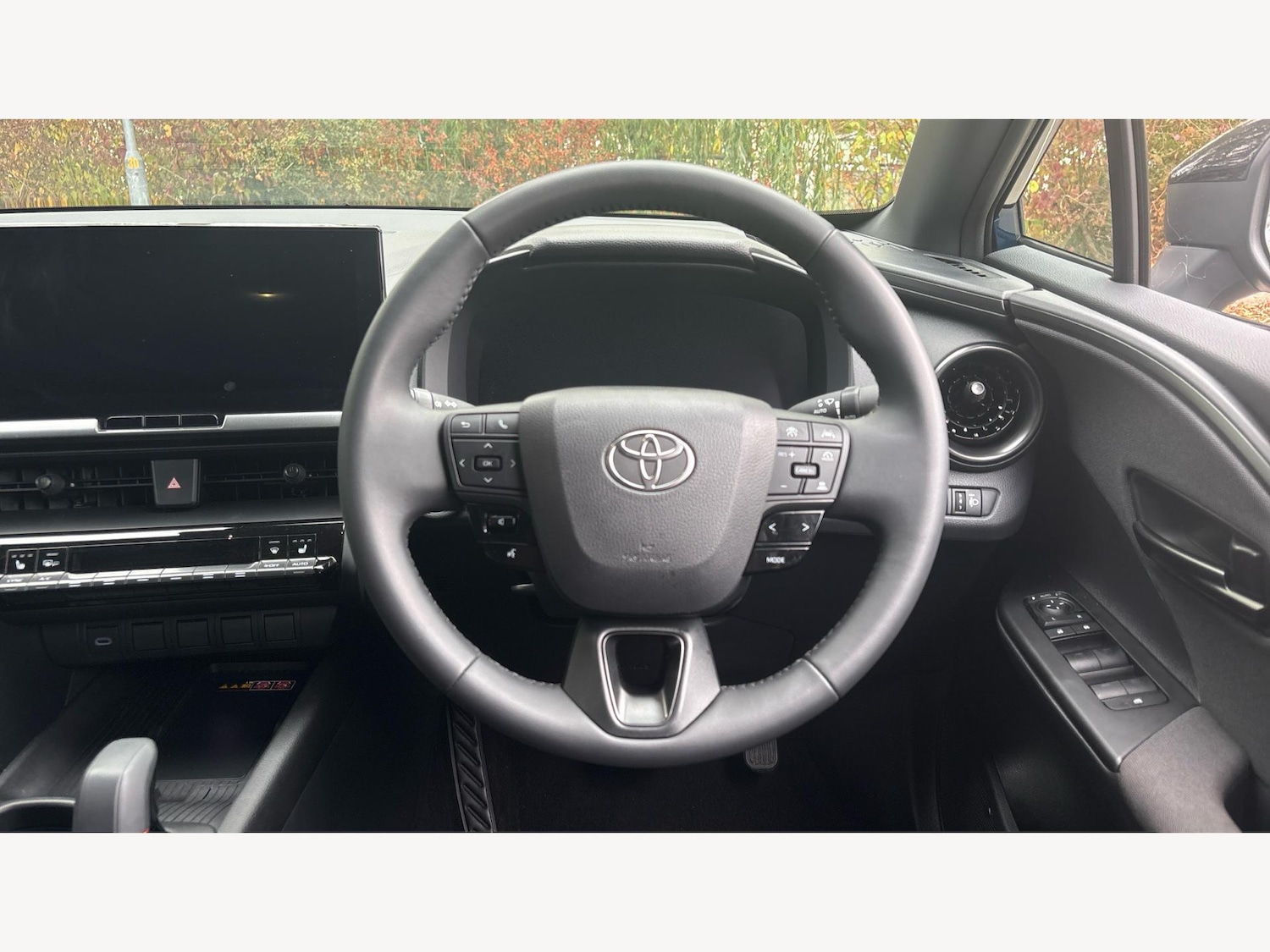 Used Toyota C-HR for sale - 76446433: Photo 8