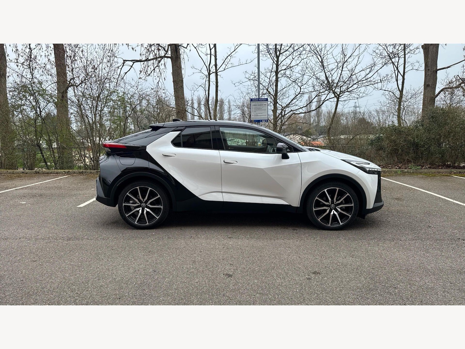 Used Toyota C-HR 2024 for sale - 77838783: Photo 18