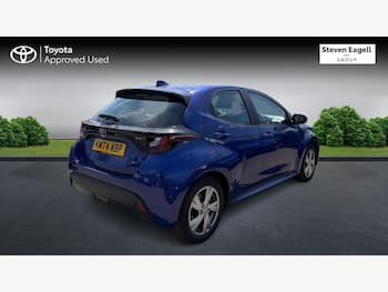 Used Toyota Yaris 2024 for sale - 79475631: Photo