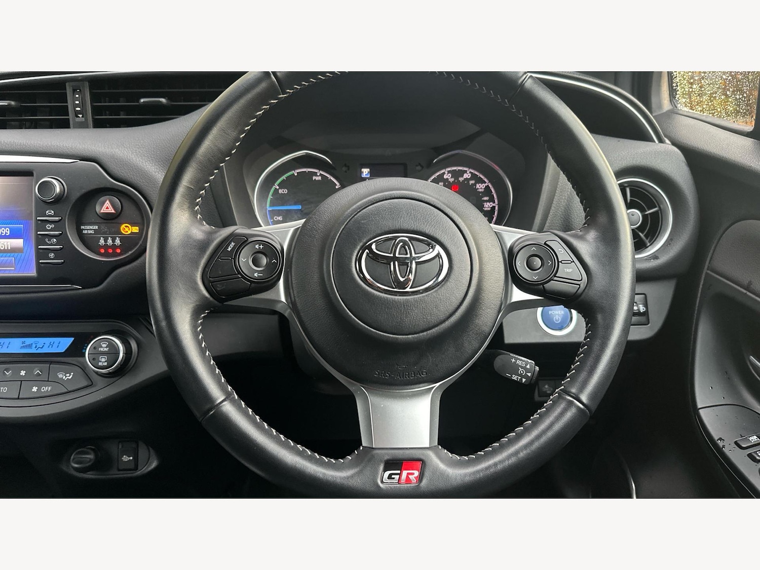 Used Toyota Yaris 2019 for sale - 76549610: Photo 10