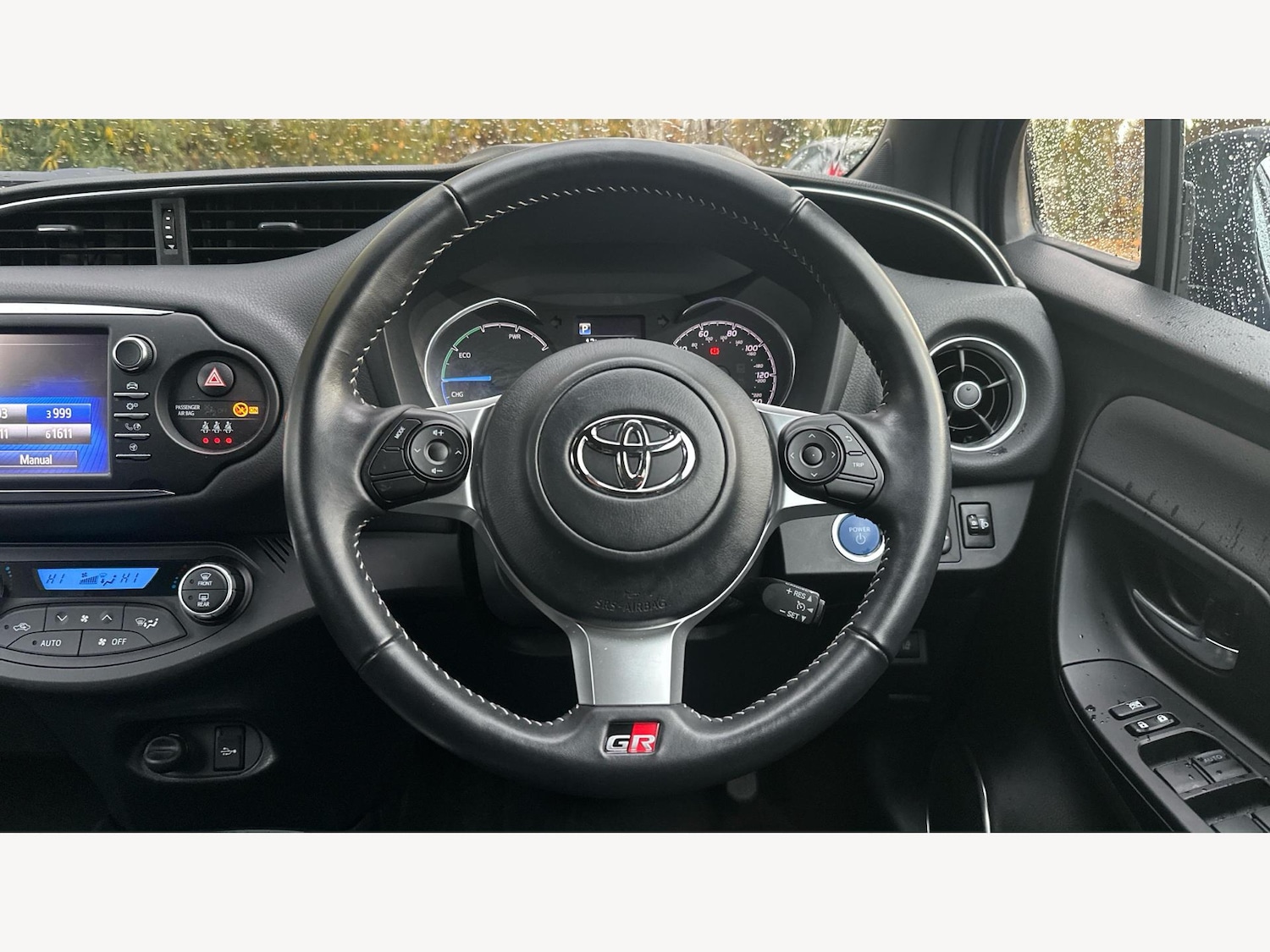 Used Toyota Yaris 2019 for sale - 76549610: Photo 8